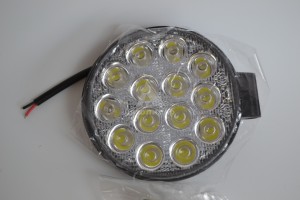 Фонарь светодиодный 42 W круг 10-30 v рассеян